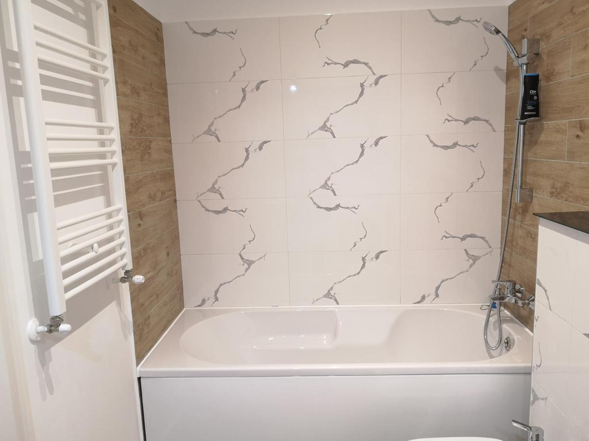 Ared-Atrium Mall Chrysflatty3 Premium Apartment 60Mp Arad Zewnętrze zdjęcie